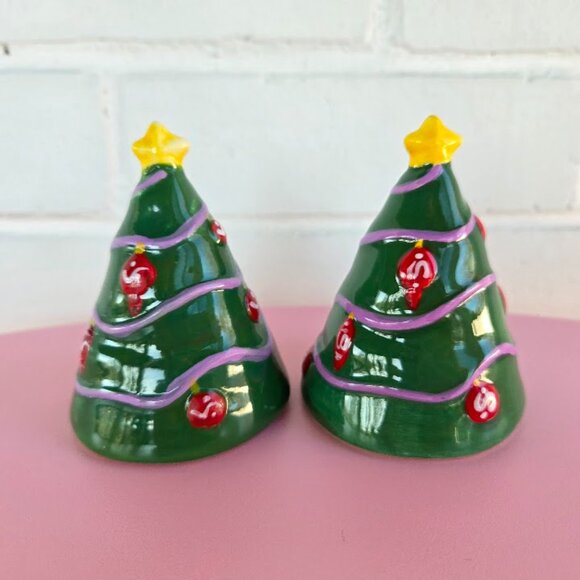 Pfaltzgraff Christmas Tree Salt & Pepper Set - Hand Painted Set Vintage 2013 - Picture 3 of 8